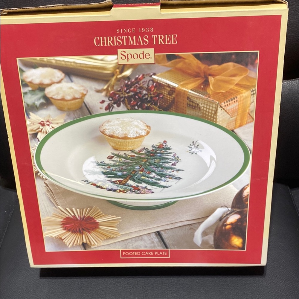 Spode Christmas Tree Cake Plate with Green Trim